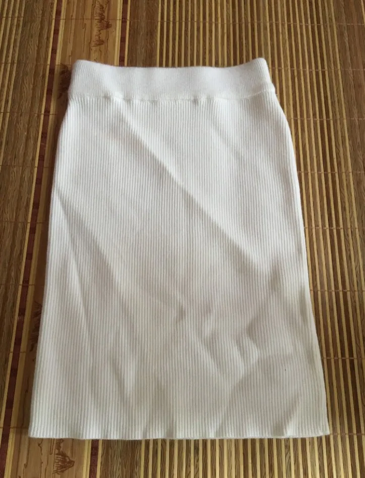 

2019 women's fashion white skirts girls sexy thick fabric black skirts Spring autumn one pcs with elastic knitted lady skirts