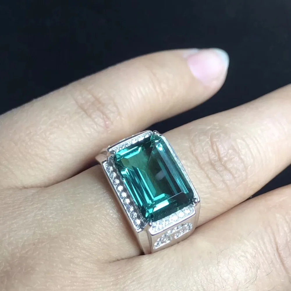 Натуральное кольцо с зеленым кристаллом, мужское кольцо, красивая атмосфера, 925 серебро, красивый эффект, в натуральной съемке