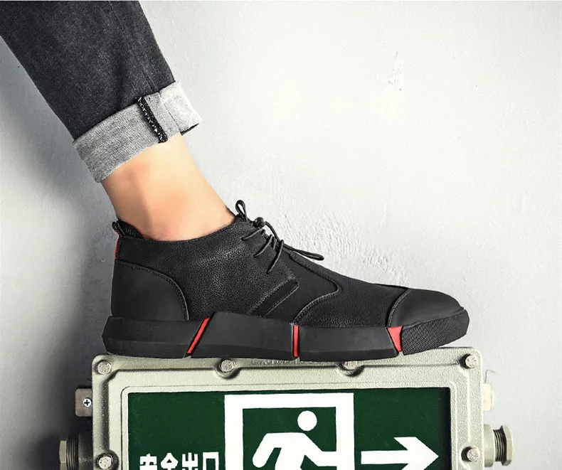Spring New Men Shoes High Quality All Black Men's Leather Casual Shoes Fashion Breathable Sneakers Fashion Flats Casual Sneakers (9)