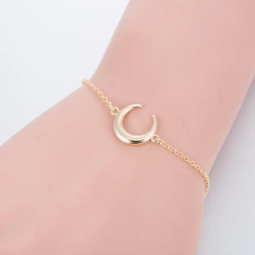 

2019 Fashion minimal crescent moon charm bracelets dainty gifts BFF jewelry women bracelet bangles retro party accessories