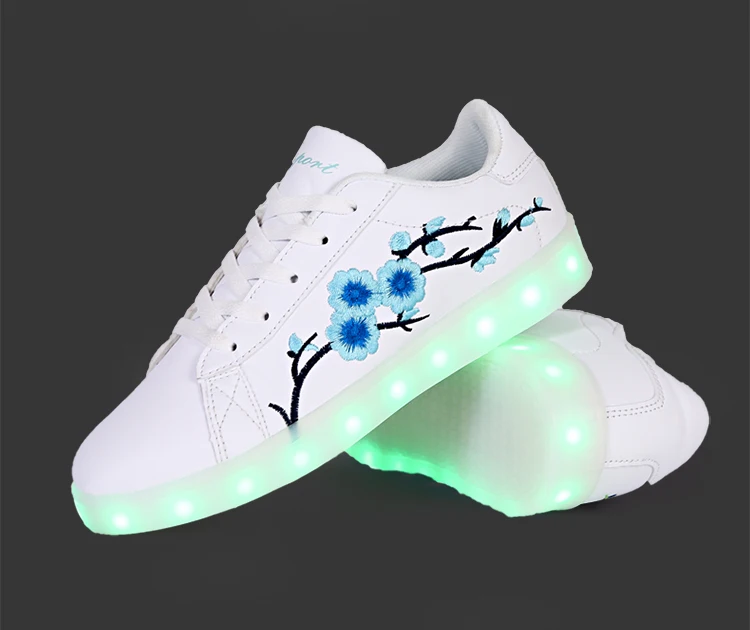 STRONGSHE детская обувь со светом мальчиков и девочек Повседневное Обувь со светодиодной подсветкой для детей зарядка через usb светодиодный