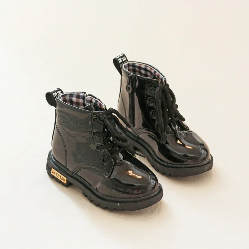 Ботинки martin из лакированной кожи для девочек; ботинки для девочек; коллекция года; водонепроницаемые мотоциклетные ботинки для принцессы из искусственной кожи; детские резиновые ботинки