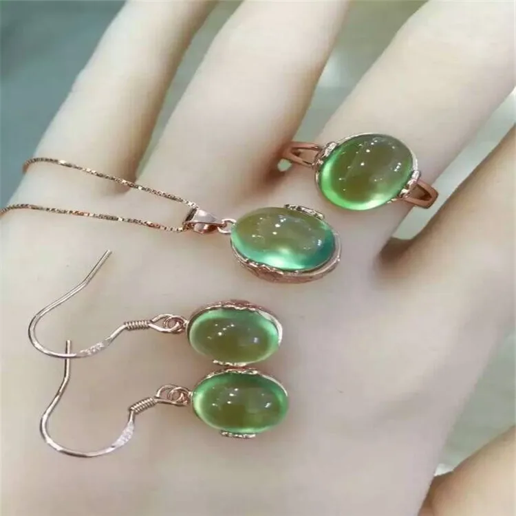 BOUCLES D/'OREILLES VERT OEIL DE CHAT ET ARGENT