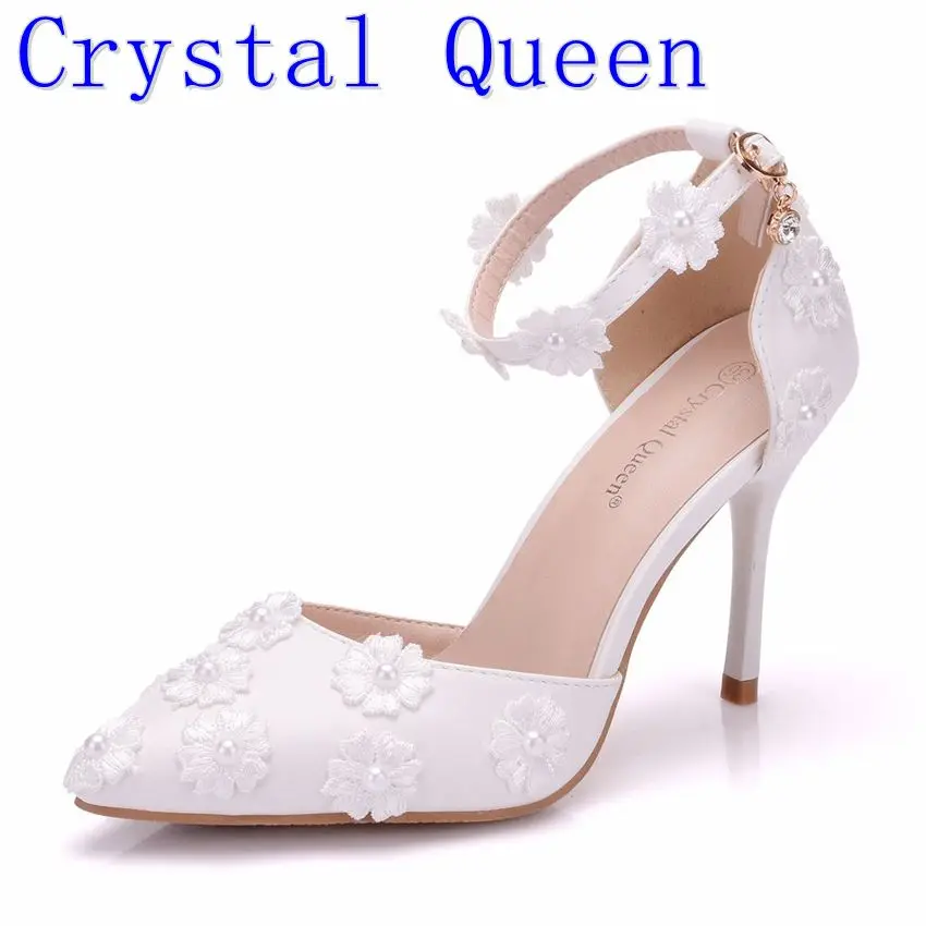 

Crystal Queen Sandals High Heels Women Sexy Style And Pointed Toe Buckle Strap White Lace Flower Wedding Shoes Summer Shoes