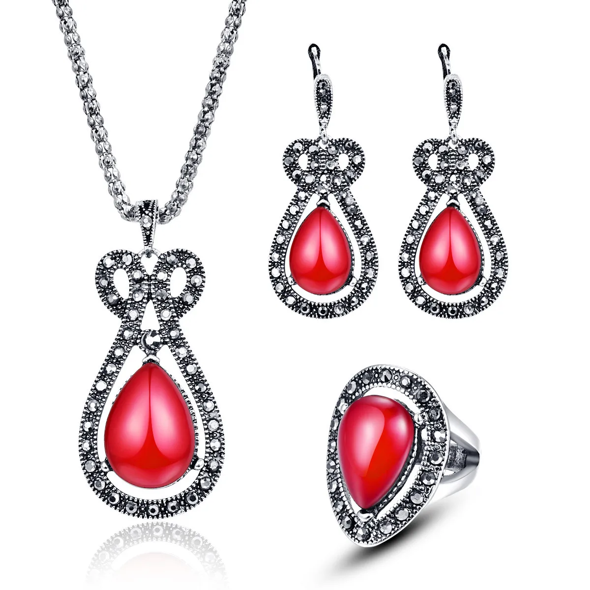 

TSHOU183 Fashion Drop Crystal Jewelry Set Necklace Earrings Oval Resin Three-Piece Set