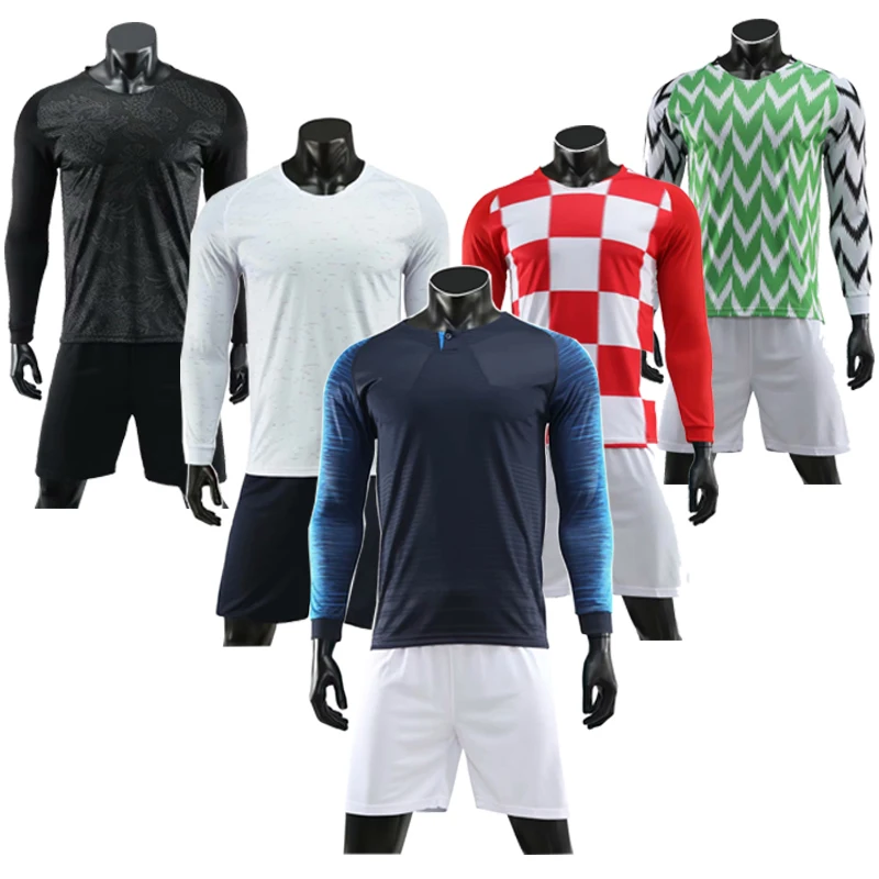 Men's long sleeve soccer jerseys men blank football jerseys and shorts