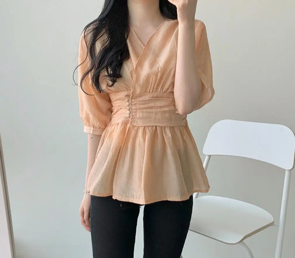 

2019 new V neck Shirt femme Casual White Women Tops Half sleeve Linen Cotton Girls Blouse Plus Size Summer Women Blouses femme