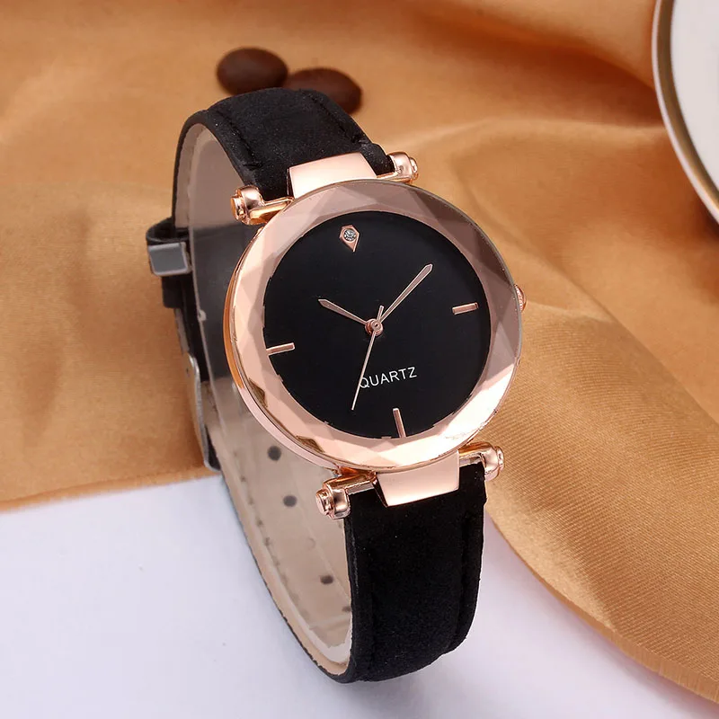 

Hot Women Quartz Movement Watch Masonry Luxury Starry Dial PU Leather Band Wrist Watch MSK66
