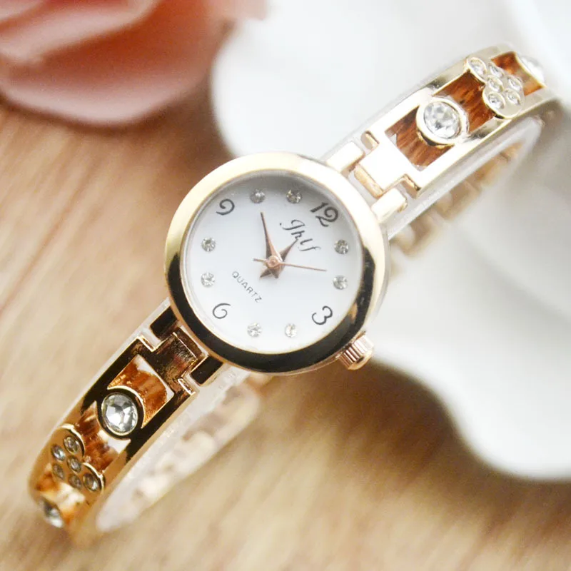 

2017 Woman Watches Floral Rhinestone Lovely Wristwatches Girl relojes mujer Bangle Watch for Teenage Girls saat montre femme