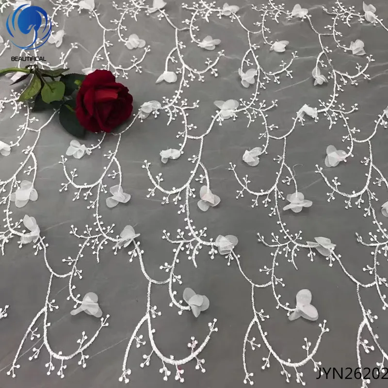 

BEAUTIFICAL 3d lace fabric white lace fabric french wedding lace fabric 2018 flower pattern for party dress 5yards/piece JYN262