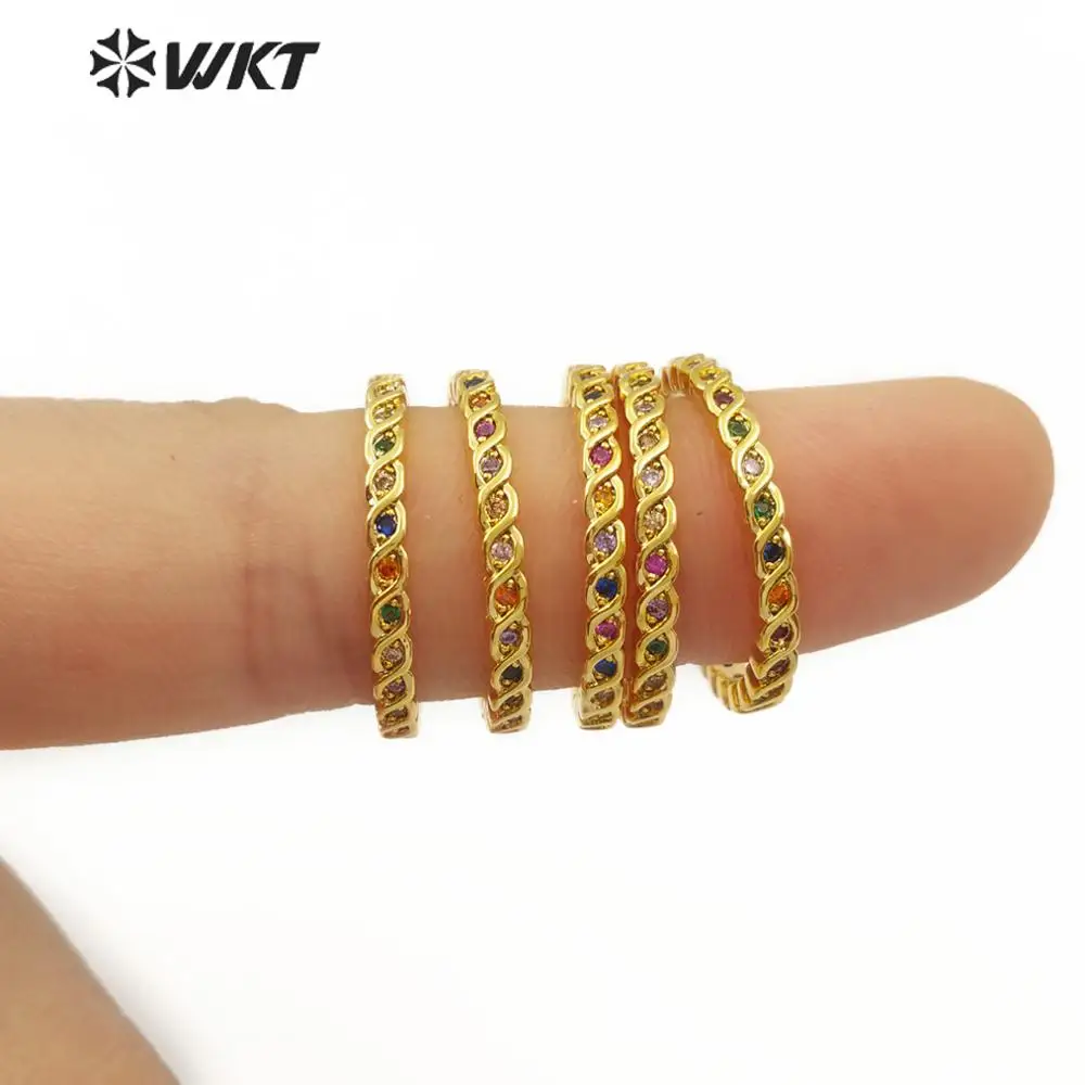

WT-MR010 Women Fashion Ring Jewelry Micropave Threaded Ring With Tiny Crystal Charm Gold Franmed Ring