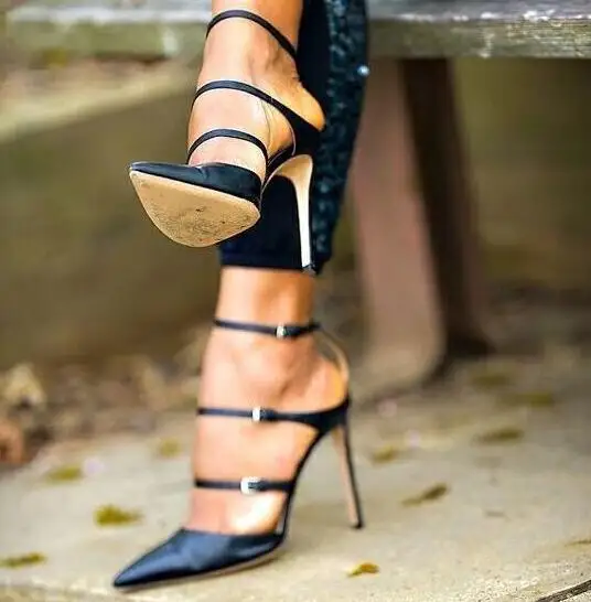 Черные женские туфли-лодочки из гладкой кожи с острым носком; женские туфли на высоком тонком каблуке с ремешком на пятке с пряжкой; элегантные стильные женские модные модельные туфли