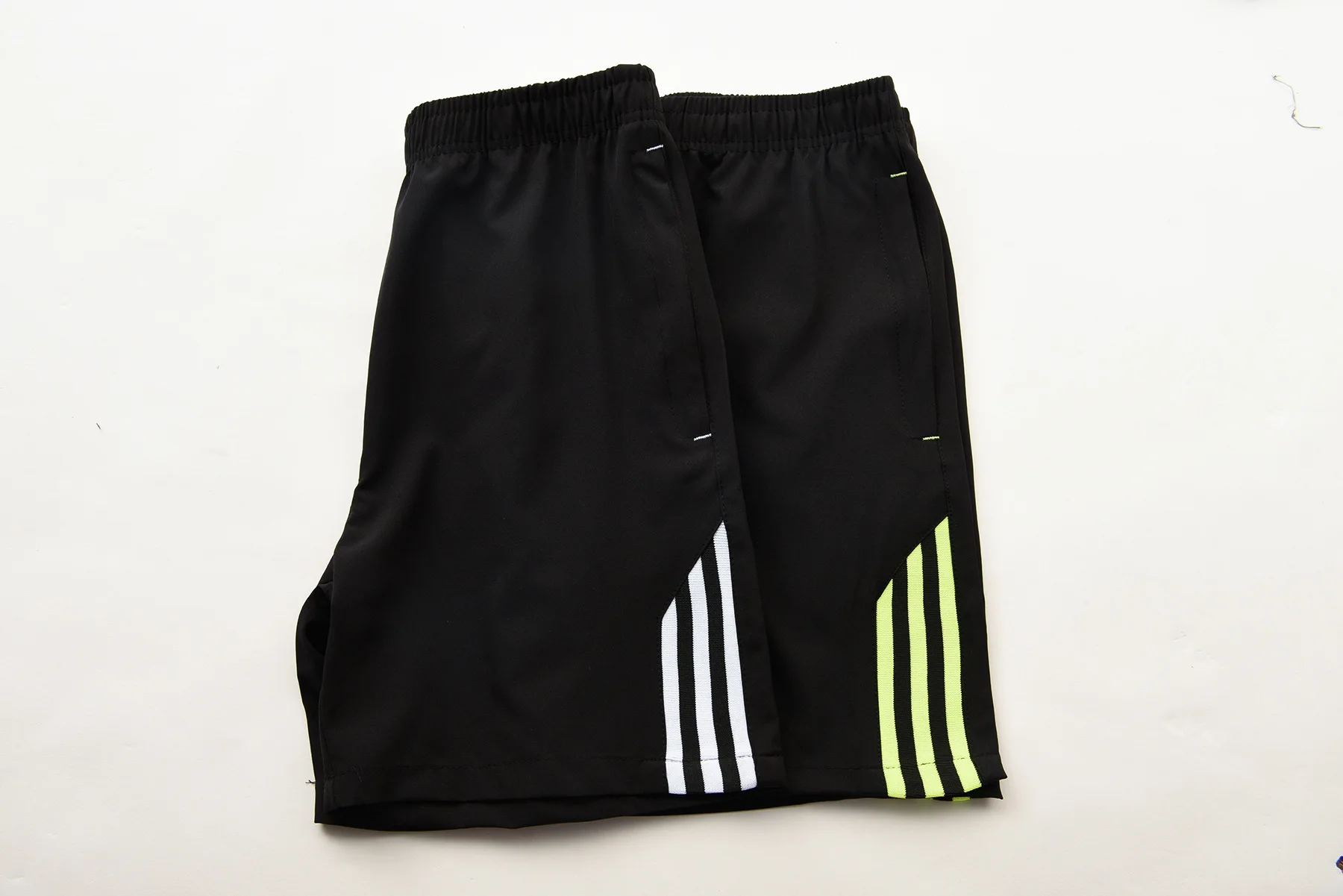 Полосатые мужские шорты, летние спортивные тренировочные штаны для бега, для фитнеса, мужские пляжные шорты для тренировок, бега, дышащие мужские брюки