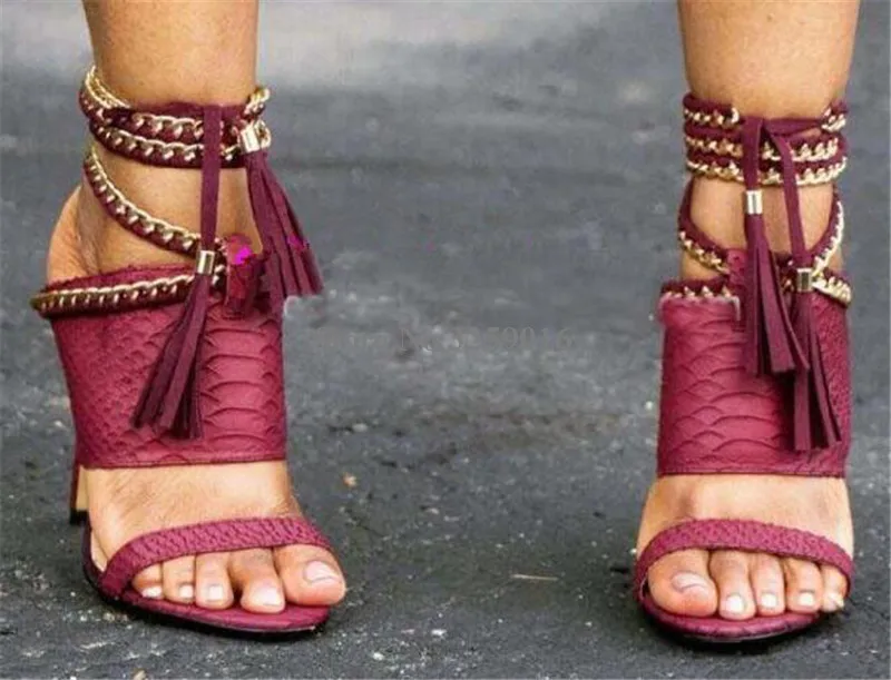 

Western Style Women Pattern Leather Lace-up Chain Thin Heel Gladiator Sandals Cut-out Ankle Straps High Heel Sandals Club Shoes