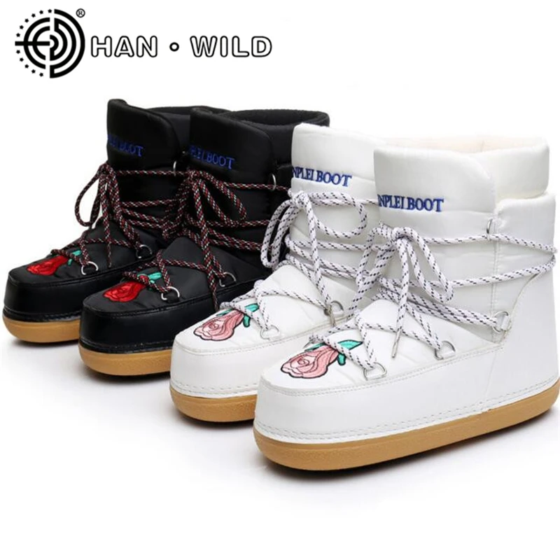 

New 2018 Embroidery Rose Snow Boots Warm Comfortable Winter Shoes Women Ankle Boots Lace Up Waterproof Skiing Boots Ladies Shoe