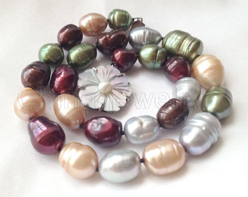 

hot& Huge 17.5" 18mm multicolor pearl necklace - shell clasp