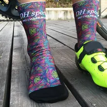 Аксессуары для спортивной одежды из хлопка носки для езды на велосипеде; дышащие уличные для занятий спортом, Пеший Туризм велосипед носок спортивная обувь для верховой езды, раздел-носки для детей