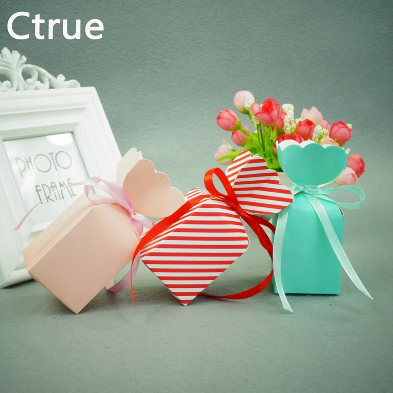 50pcs-lot-5cmx5cmx6cm-Candy-Box-Rustic-Wedding-Candy-Boxes-with-ribbon-wrap-wedding-favors-and-gifts-3