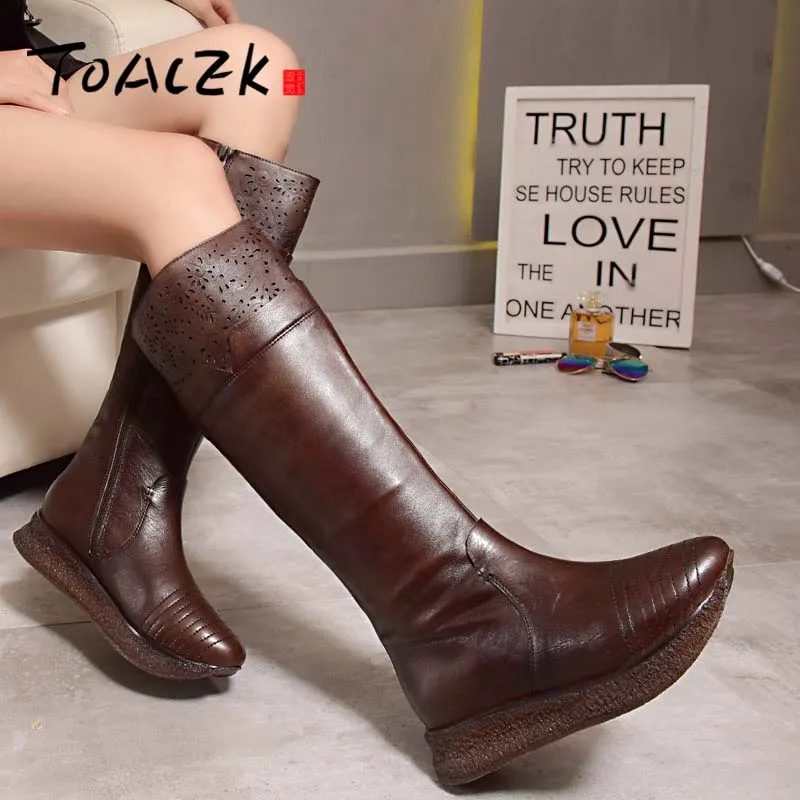 

New thick-bottomed leather women's boots retro comfortable high-grade hollow boots
