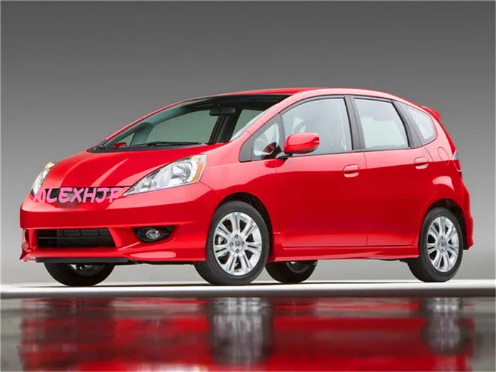 2011-honda-fit_conew1