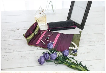 

B005 2colors 15*30cm Chinese Hademade Portable Embroidered knited fibre Jewelry Storage Bag Gift bag