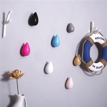 

Wooden Waterdrop Hooks Ornaments Wall Hanging Hook Decor Creative Water Drop Wall Storage Key Hooks Housekeeper Home Decor Gifts