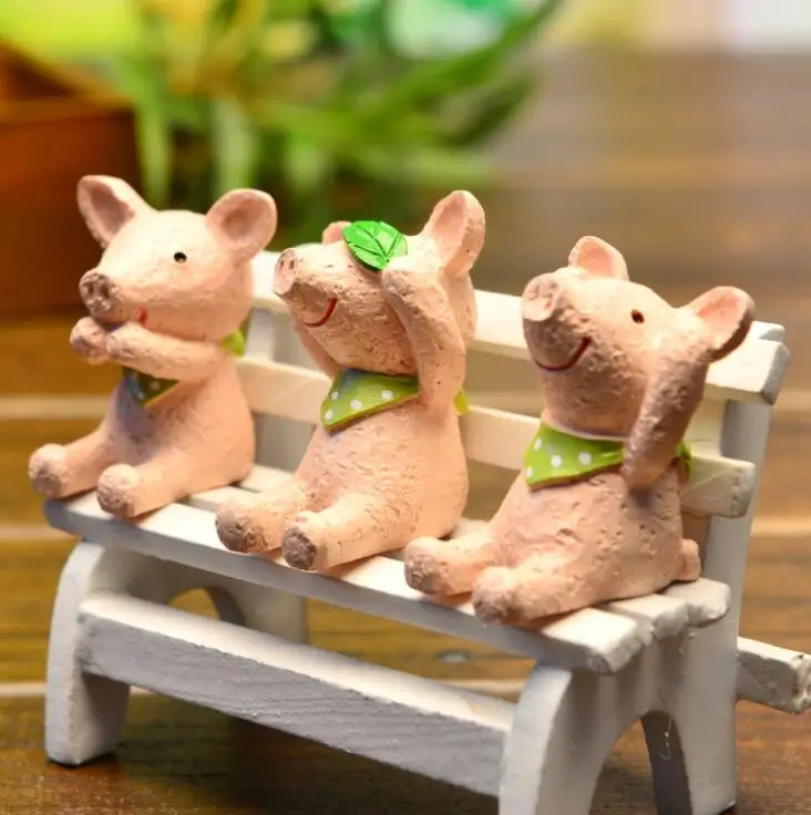 

3 Pieces Resin Pig Figurines Micro Landscape Mini Toys Home Garden Decoration Ornament Cute pig figure Toys gift for Children