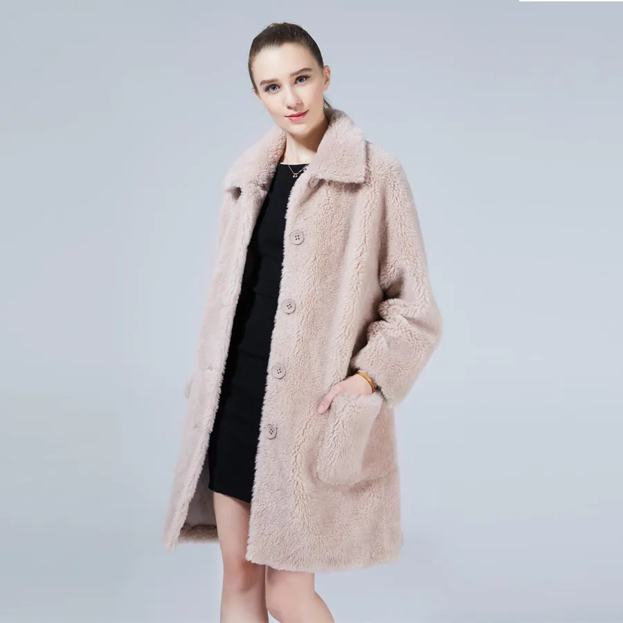 

New real fur coat sheep fur women long coat fashion and warm Casual full pelt