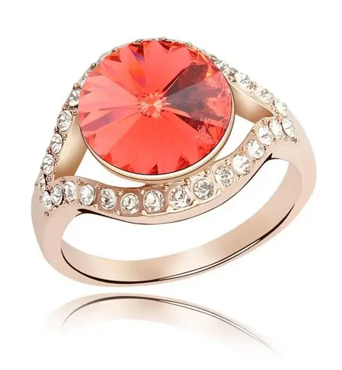 Модные кольца с кристаллами изготовленные элементами Swarovski для женщин хороший