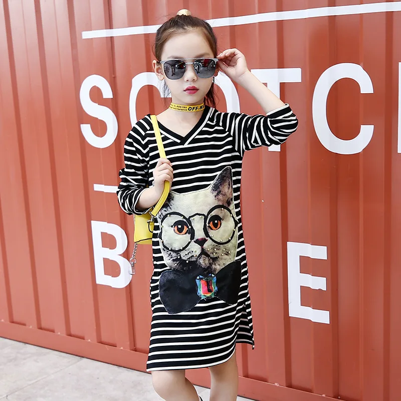 

Girls dress striped long-sleeved cotton cartoon V-neck bottoming shirt in the long section 2019 spring autumn children clothing
