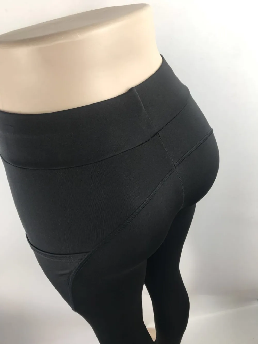 9129406177_2033343064