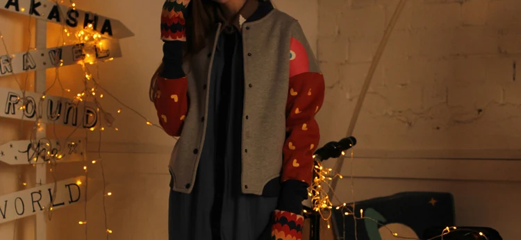 Игривые женские короткие куртки из лоскутного флиса, плотные однобортные с широкой талией, Новые осенне-зимние женские базовые теплые пальто