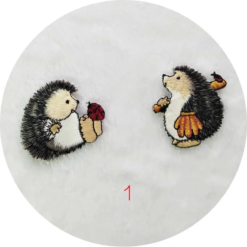 

1 Pair Lovely Hedgehog Applique Embroidered Iron on Cute Animal Patches For Clothes Cartoon Motif Sticker Diy Decoration Craft