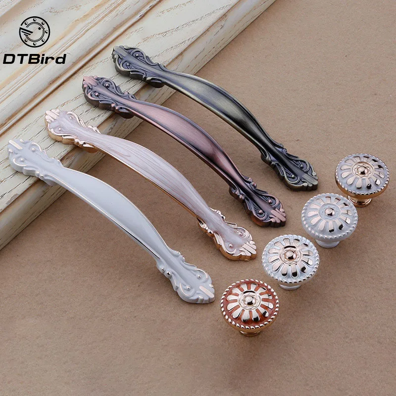 

Zinc Aolly Ivory White Cabinet Solid Kitchen Cupboard Door Pulls Drawer Knobs European amber Style Furniture Handles Hardwares
