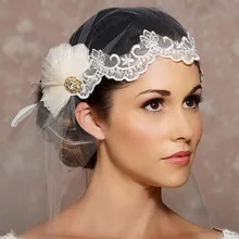 

Ivory Wedding Veil 2020 Elegant Bridal Veils One Layer Long Wedding Accessories with Feather Rhinestiones Free Shipping