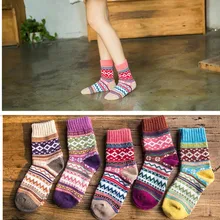 Последняя мода, женские шерстяные зимние носки, Ретро стиль, новинка, теплые носки, женские забавные полосатые радужные носки