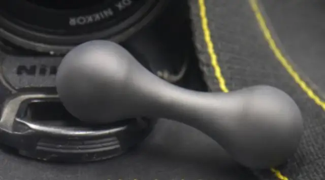 knuckle roller fidget