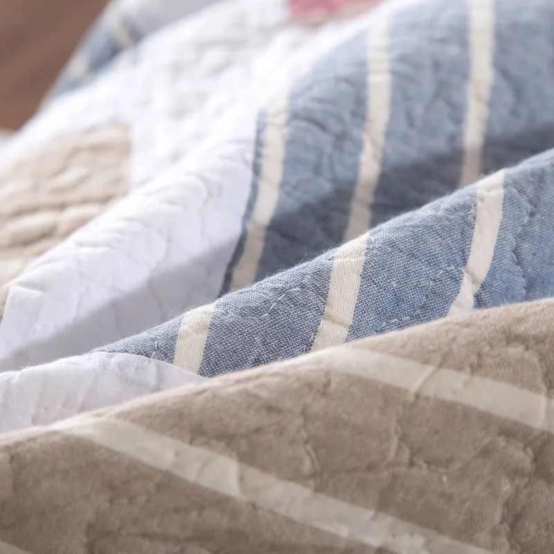 Quilting quilt Pujiang American pure cotton yarndyed hand quilt three sets of air-conditioned summer quilt bed cover wholesale Quilting quilt Pujiang American pure cotton yarndyed hand quilt three sets of air-conditioned summer quilt bed cover wholesale