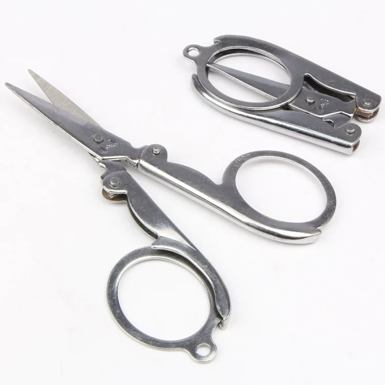 High quality Folding scissors Safe and easy to carry craft sewing