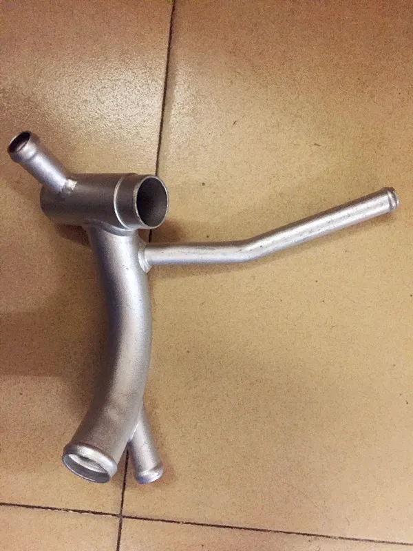 

1003030-ED01 ORIGINAL QUALITY FOR GREAT WALL HAVAL H3 H5 H6 WINGLE 5 WINGLE 6 GWM V200 X200 STEED CYLINDER HEAD OUTLET PIPE