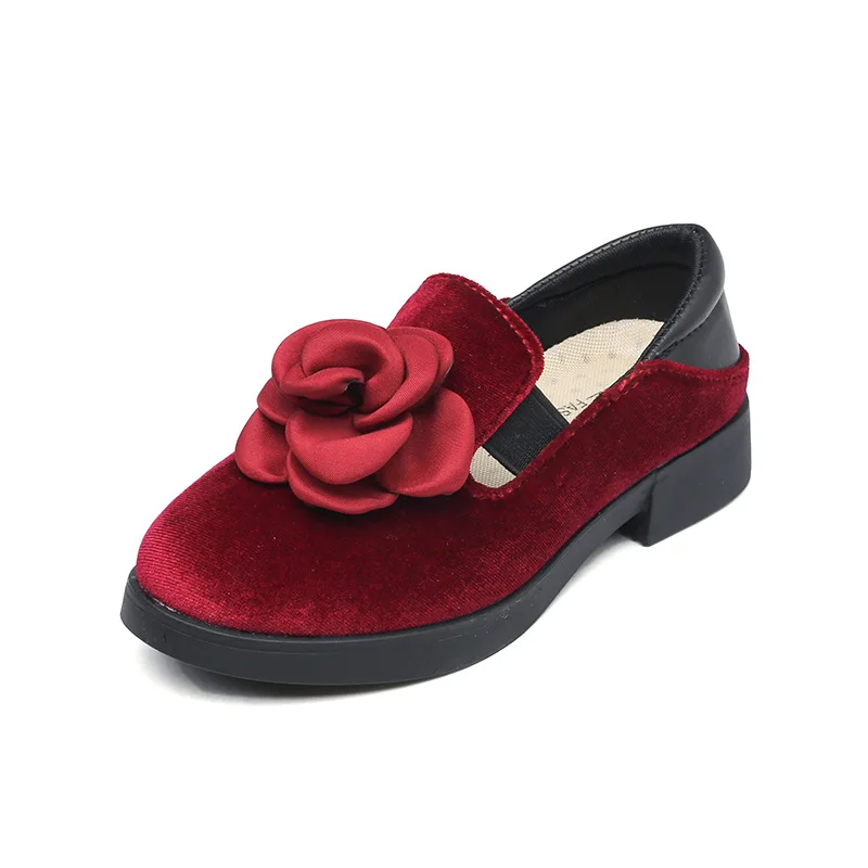 Детская обувь принцессы для девочек; коллекция года; сезон осень; детская бархатная кожаная обувь на высоком каблуке; цвет красный, розовый, серый; вечерние модельные туфли с цветочным узором для девочек - Цвет: Красный