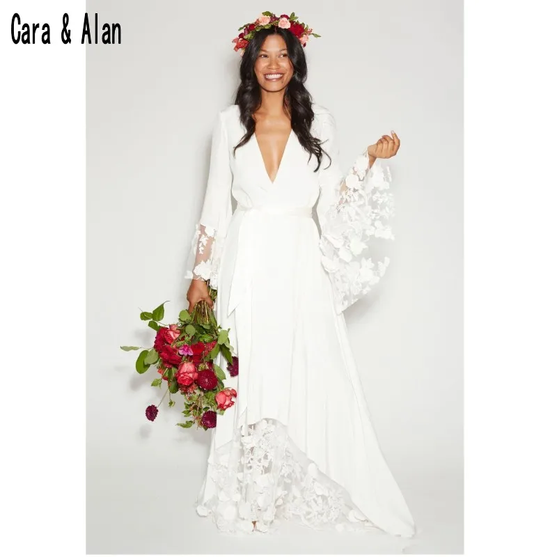 2019 Counrtry Bohemian Wedding Dresses Long Sleeves Deep V Neck