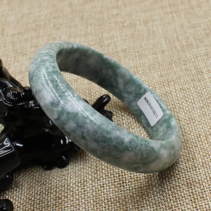 

3494 Certified Grade "A" Natural Green Jadeite Jade Gems Bracelet Bangle 62mm 10.20 40