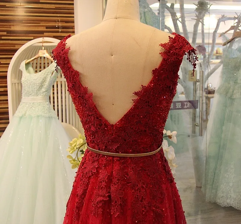 abendkleider-2016-Amazing-Burgundy-robe-de-soiree-vestidos-de-fiesta-Appliques-Beads-robe-de-soiree-courte (4)