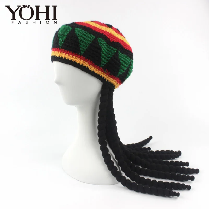 3121953697_867609759