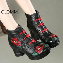 Женские ботинки; новые полусапожки ручной работы в стиле ретро; женская кожаная обувь с вышивкой в этническом стиле; обувь на высоком каблуке с круглым носком