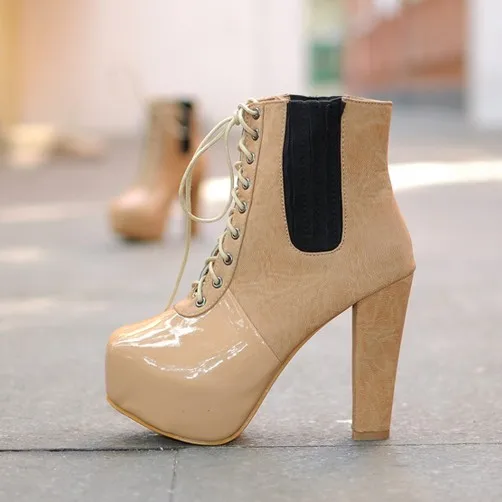 ankle boots with rubber heel