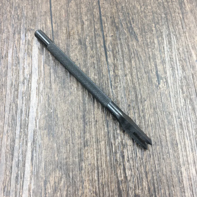 3647715376_993479607