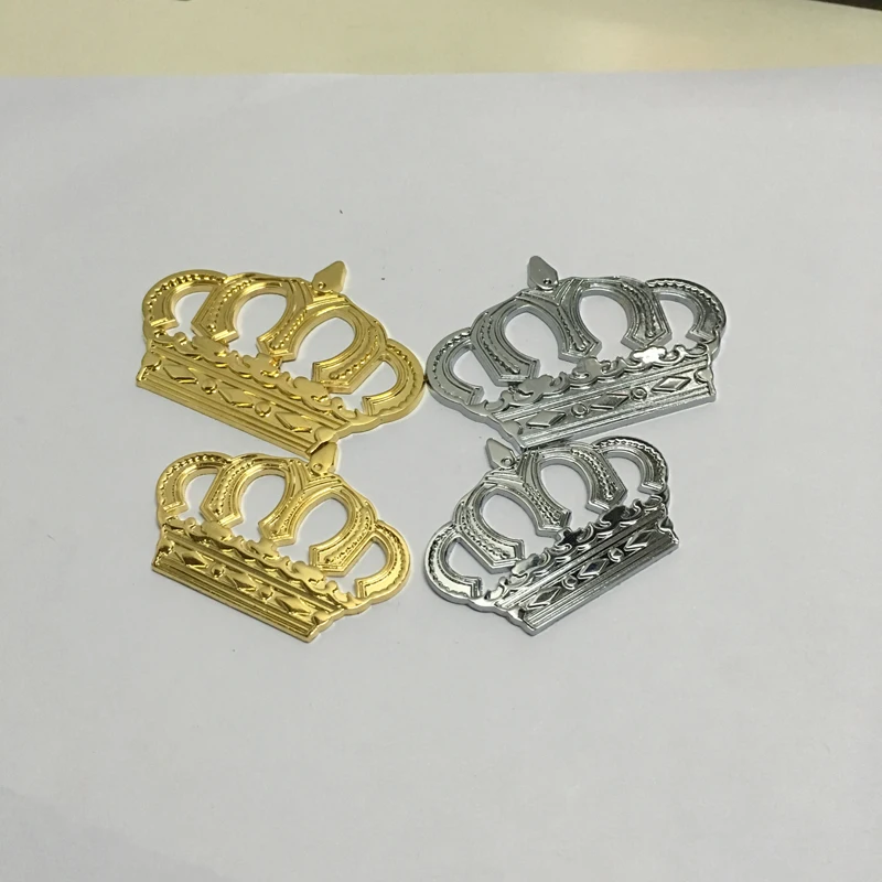 

2pieces Metal quality Car crown pattern emblem badge silver/Gold sizes 5.5cm or 3.5cm for all car makers DIY decoration