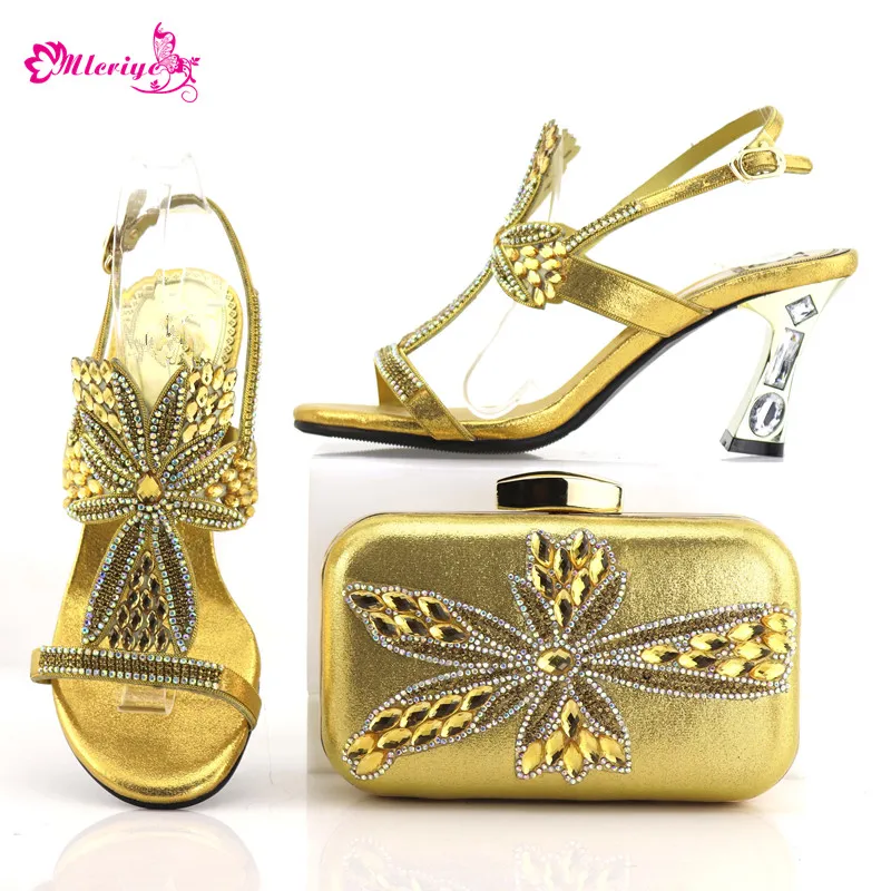 7438 37-42 205RMB 8CM_